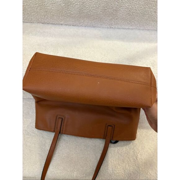 LC Lauren Conrad Medium Tote Bag - Picture 5 of 6